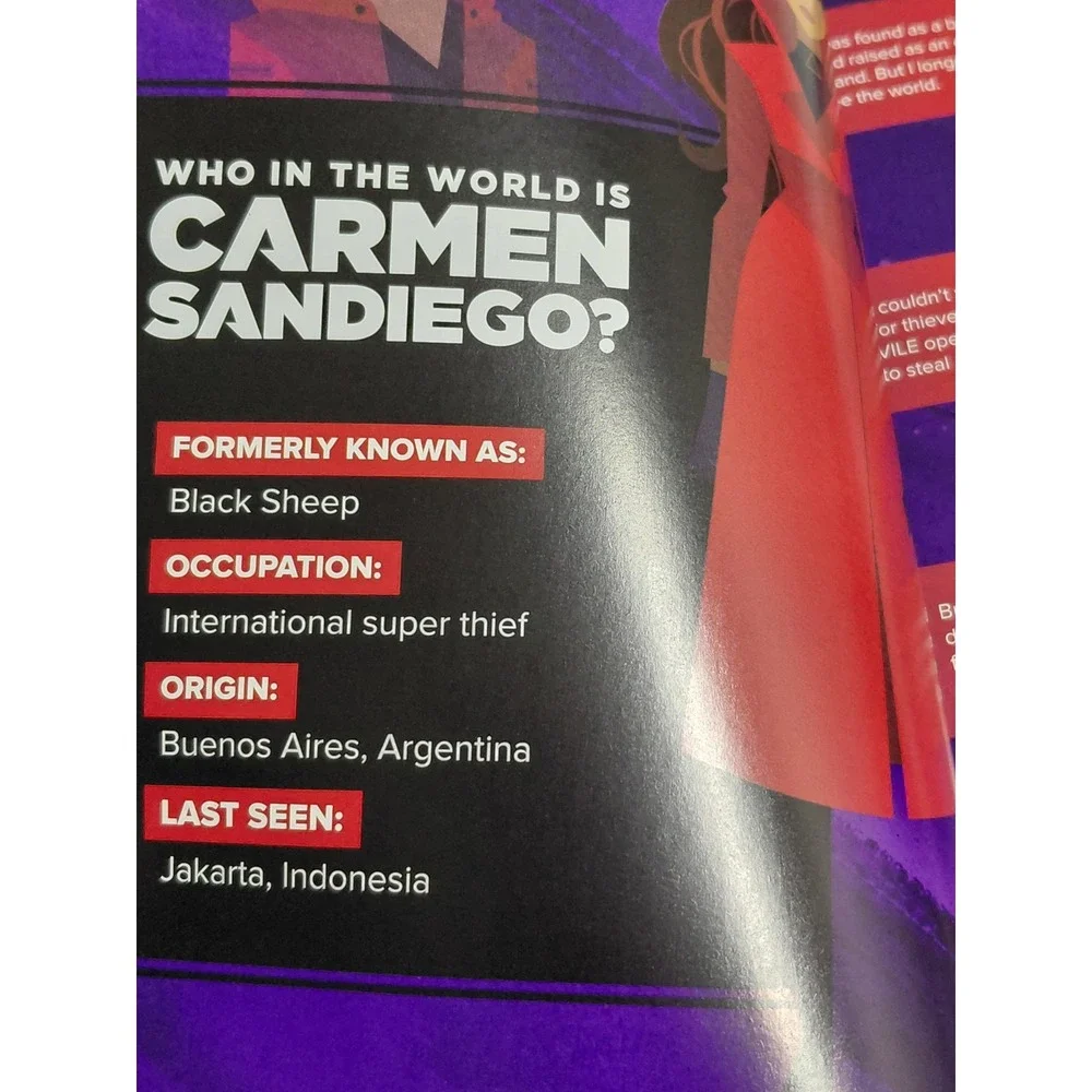 Carmen Sandiego The Fishy Treasure Caper Graphic Novel 2019 Netflix Paperback